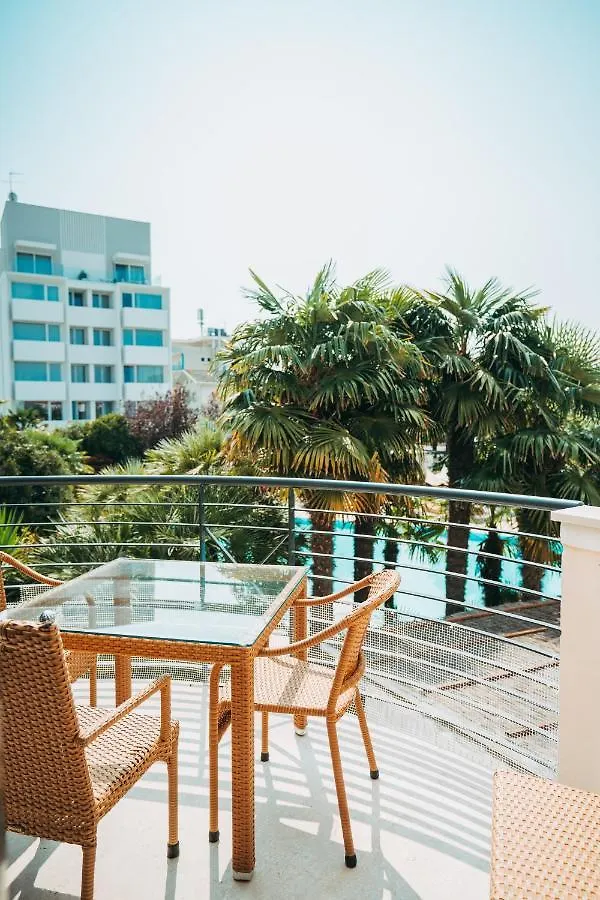 Aparthotel Villa Carlotta Jesolo Lido