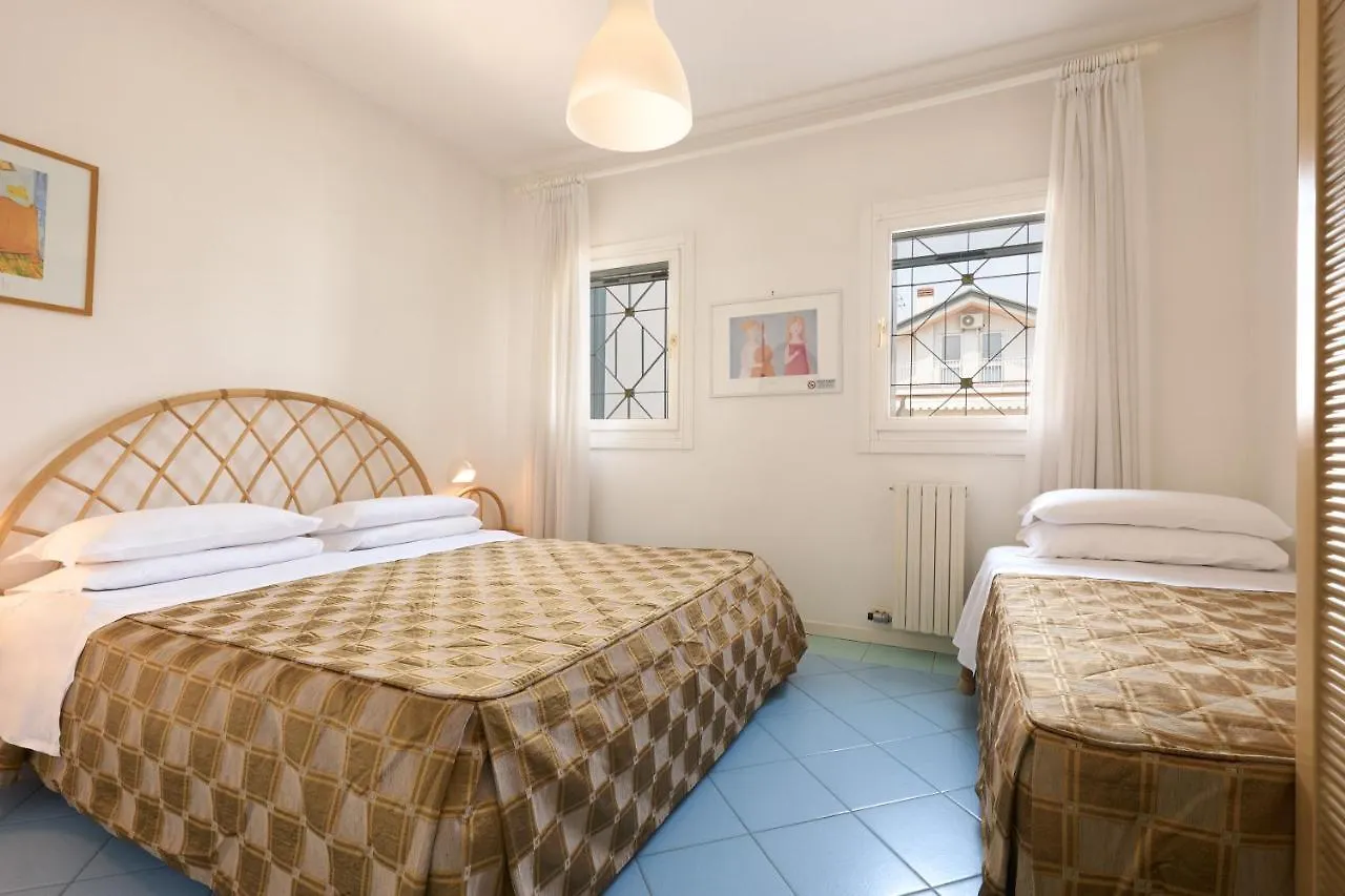 Villa Carlotta Jesolo Lido 0*, Lido di Jesolo